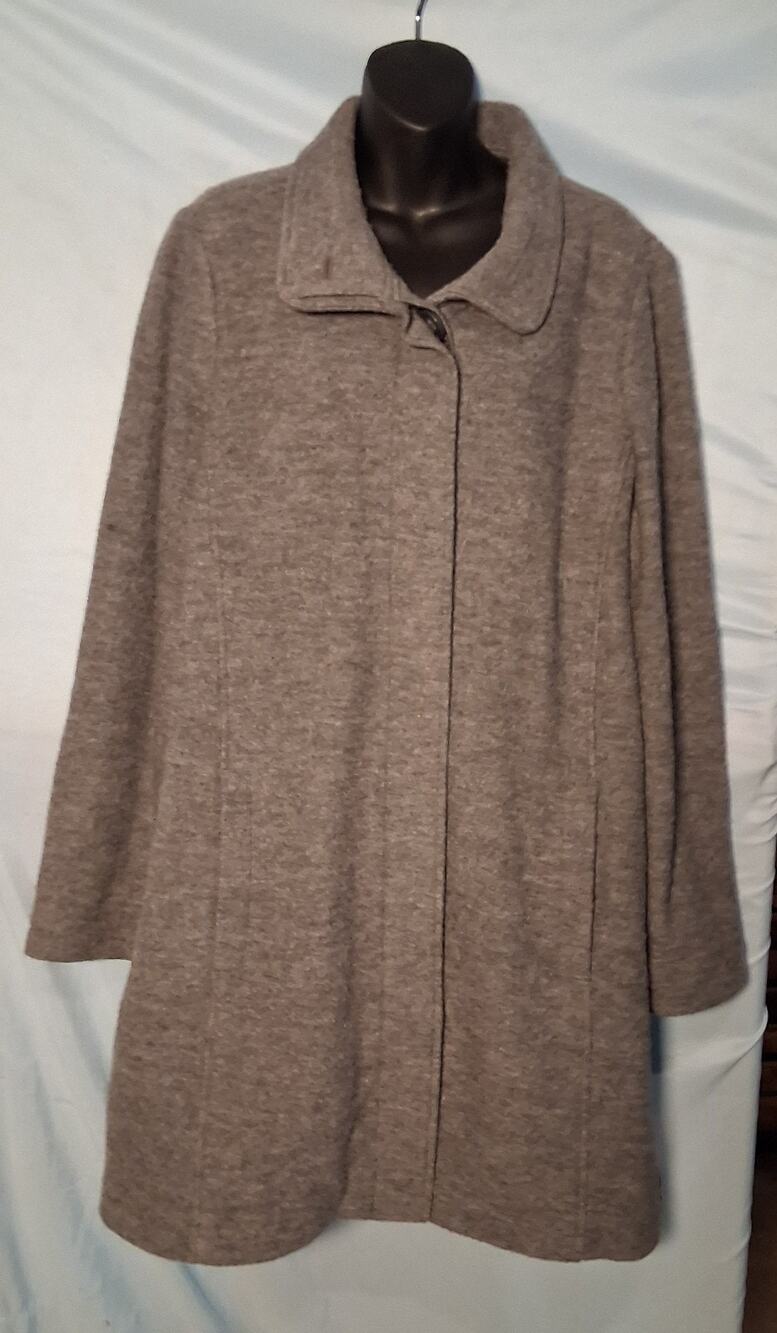 Vintage L.L. Bean Women's Classic Gray Wool Button-Up Coat